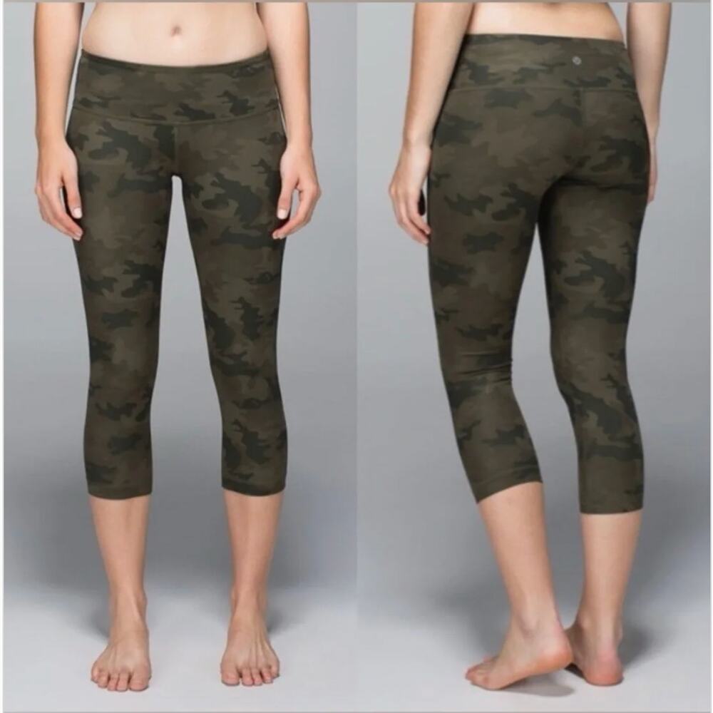 Lululemon Wunder Under Cropped green camo leggings size 4